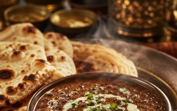 Dal Makhani Jaipur: How to Order with Breads at Nouba