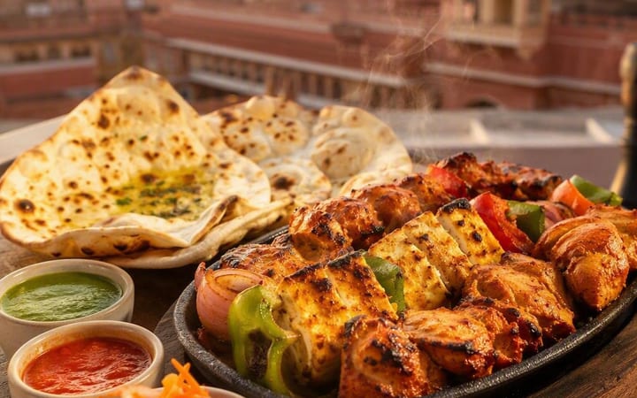 Tandoori Food in Jaipur: Sharing Grill at Rooftop Tables for Four to Ten