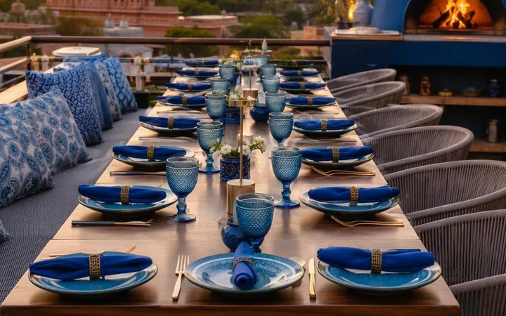 Friends Reunion Dinner Seating for 8, 20 and 60 Guests