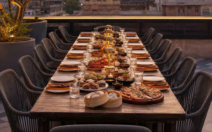 Family Restaurant Near Me: Mixed Veg Non-Veg Group Seating for 8 20 60
