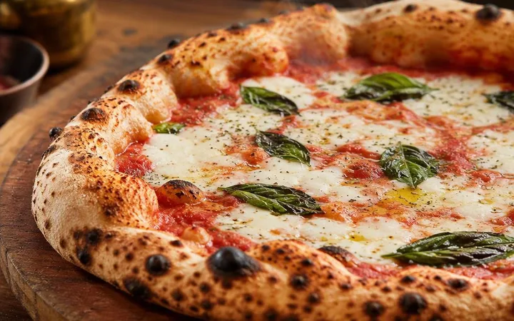 Italian Restaurant Near Me: Is Wood-Fired Oven Worth the Drive in Jaipur