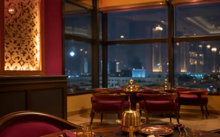Best Rooftop Restaurants in Jaipur: New Year Dinner in Monsoon and Summer Heat