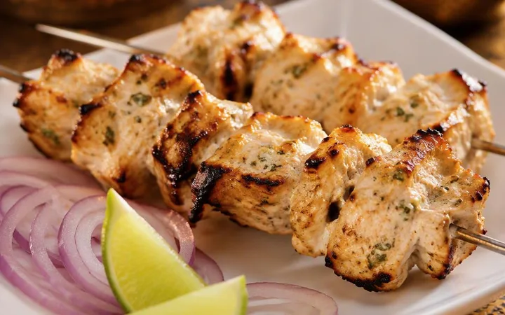 Indian Restaurant Near Me: Malai Chicken Tikka Lunch vs Dinner Slots