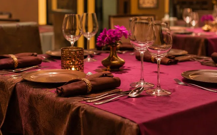 5 Star Restaurants in Jaipur: 3rd Floor Dining Room Lunch vs Dinner