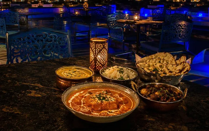 Best Rooftop Restaurants in Jaipur: Late Night Dinner Offers Payment GST Billing